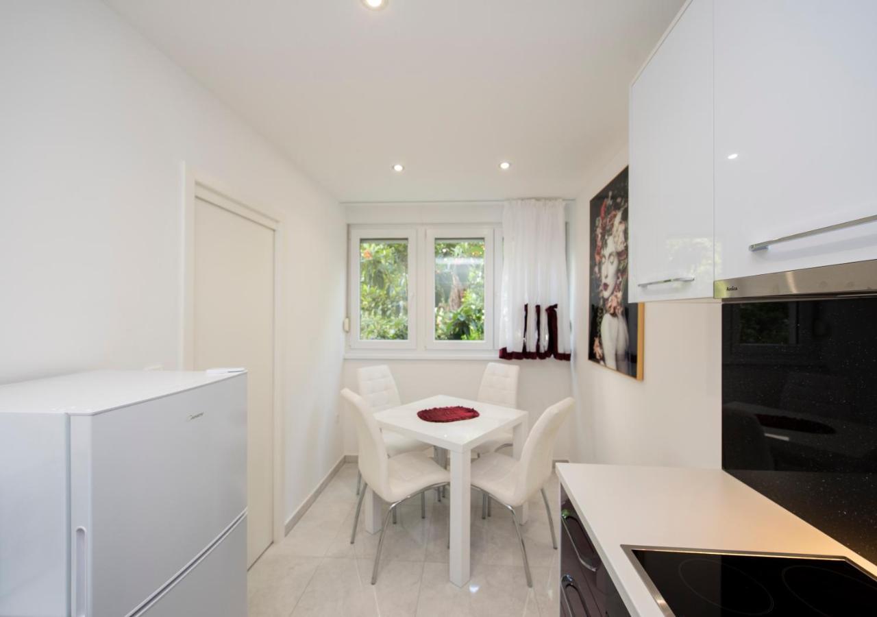 Lions Apartment Split Luaran gambar